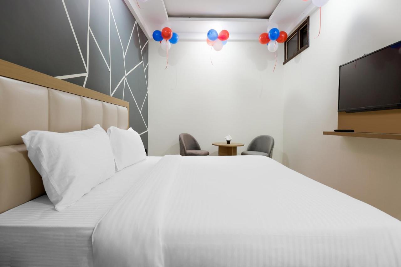 Hotel Bliss Zirakpur Екстериор снимка