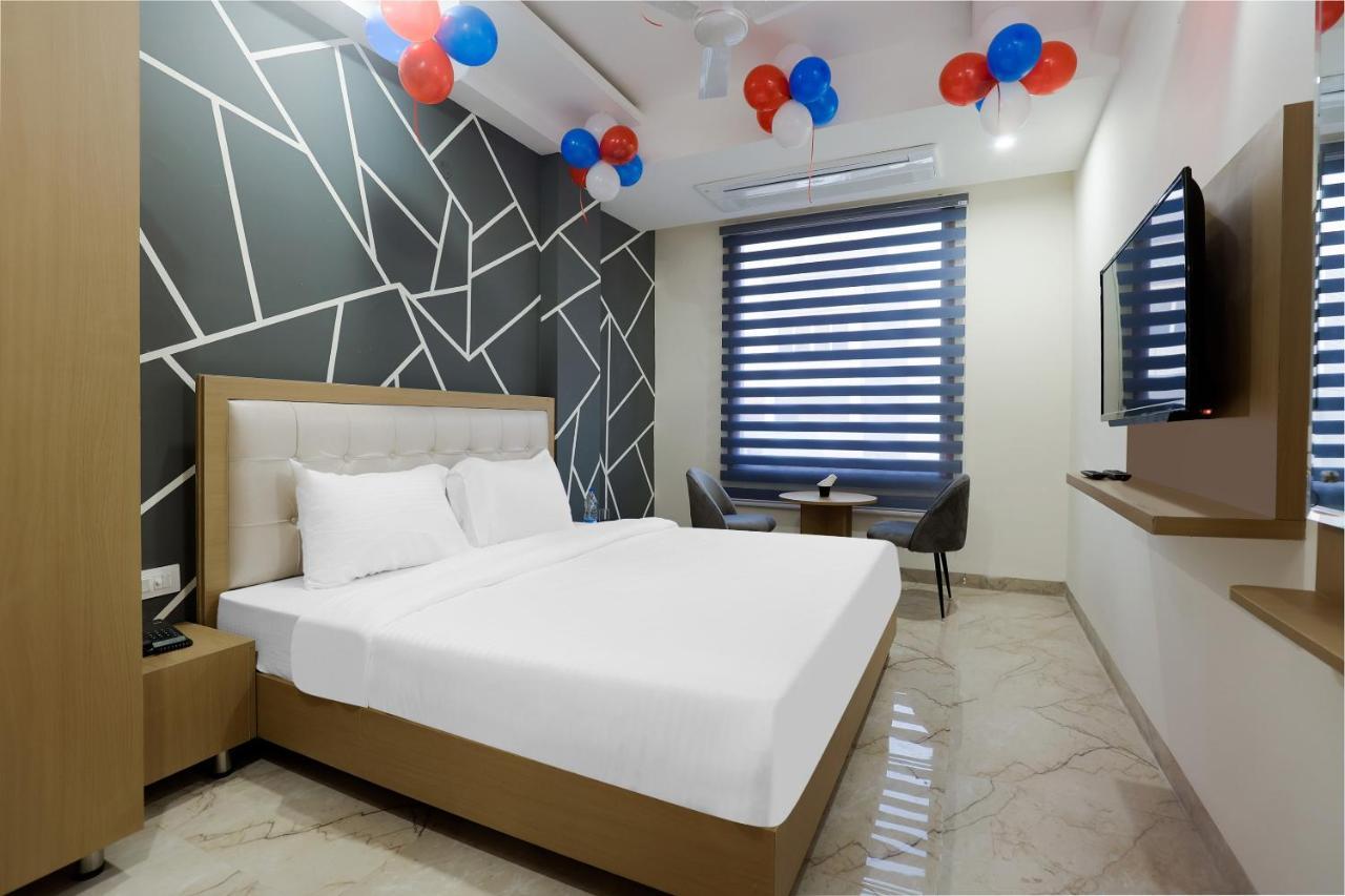 Hotel Bliss Zirakpur Екстериор снимка