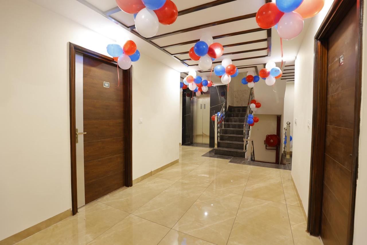 Hotel Bliss Zirakpur Екстериор снимка