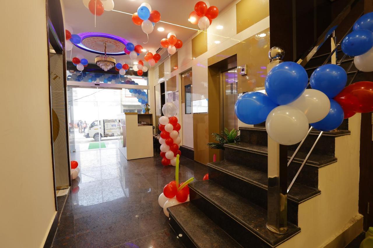 Hotel Bliss Zirakpur Екстериор снимка